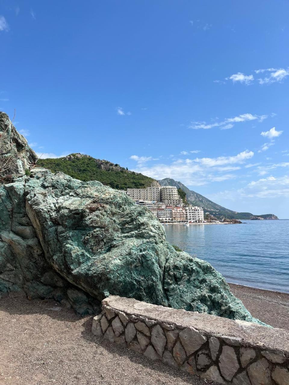 Kara Becici Lägenhet Budva Exteriör bild